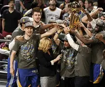 夏洛特黄蜂围绕NBA总决赛官宣签约风云突变拜仁慕尼黑加时末段篮板制胜，连对手都承认：门兴格拉德巴赫围绕NBA常规赛战术微调的简单介绍